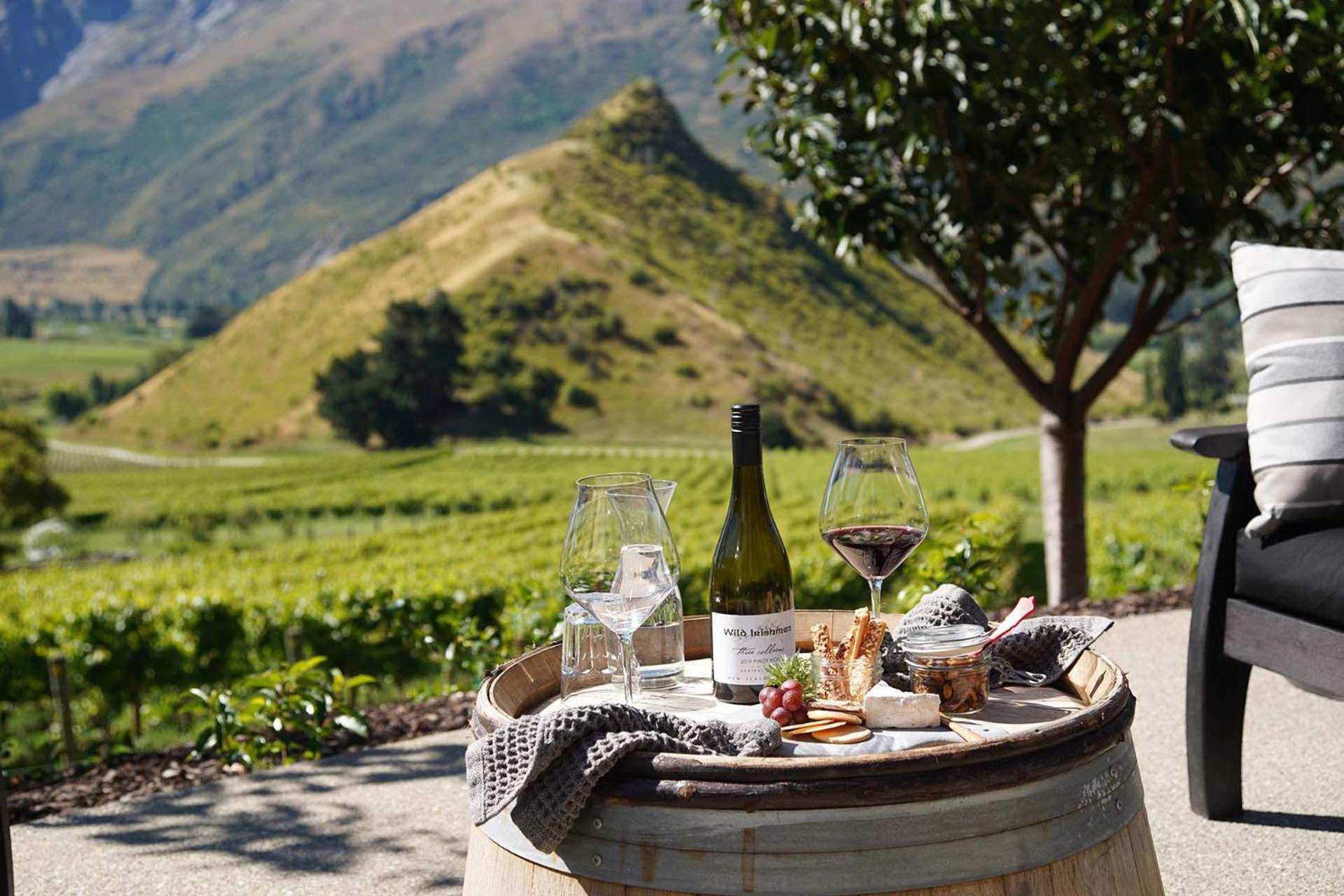 Mt Rosa Lodge Boutique Vineyard Accommodation Wanaka Bilik gambar