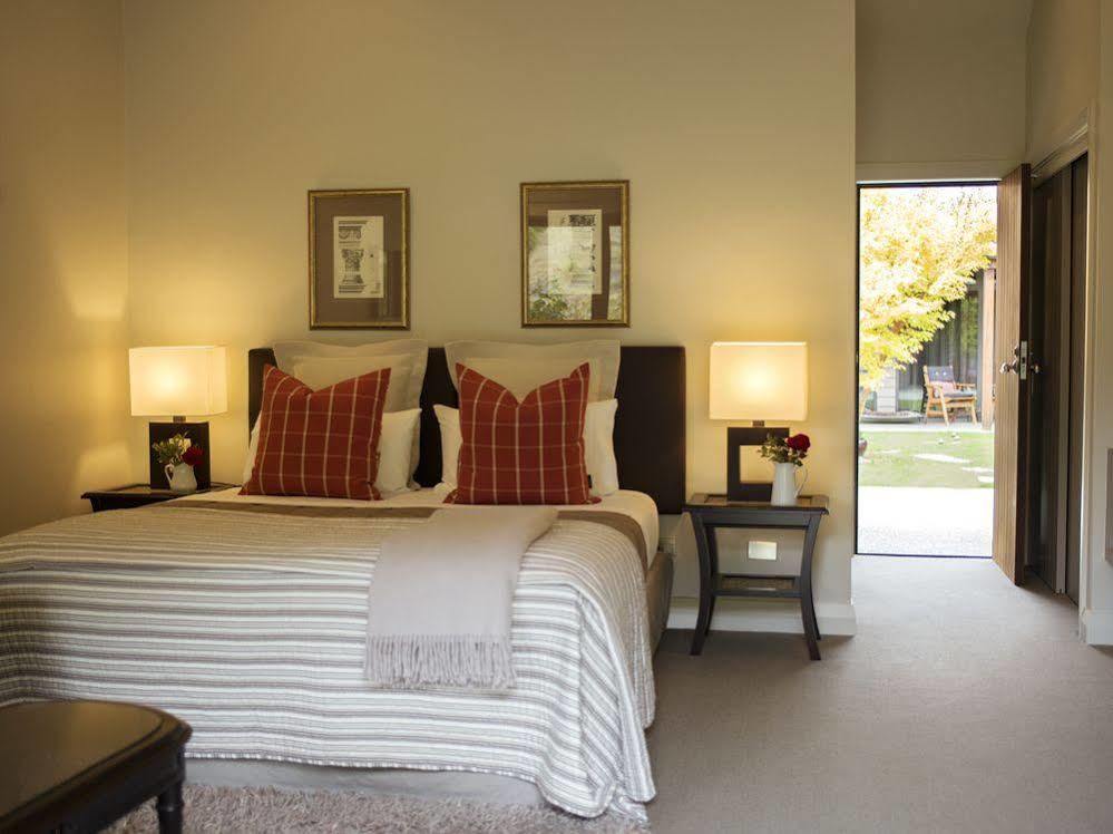 Mt Rosa Lodge Boutique Vineyard Accommodation Wanaka Luaran gambar